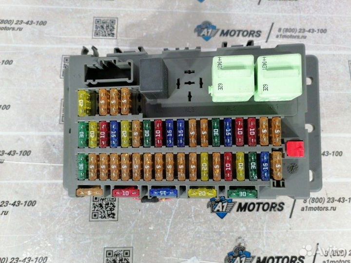 Блок предохранителей Mini Hatch R50 W10B16 2004