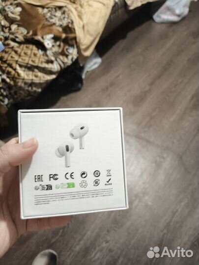 Беспроводные наушники apple airpods