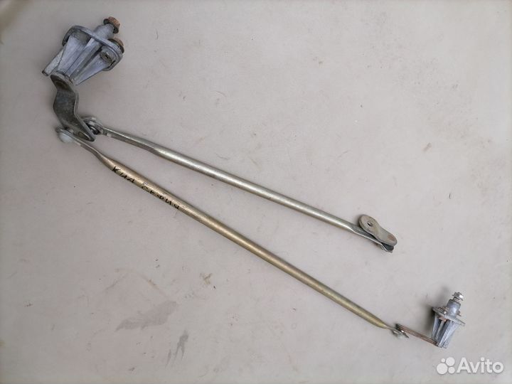 Трапеция стеклоочистителей Kia Sephia 1993-1997