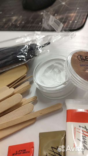 Материалы для бровиста, хна, ламинирование