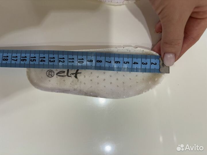 Кроссовки детские