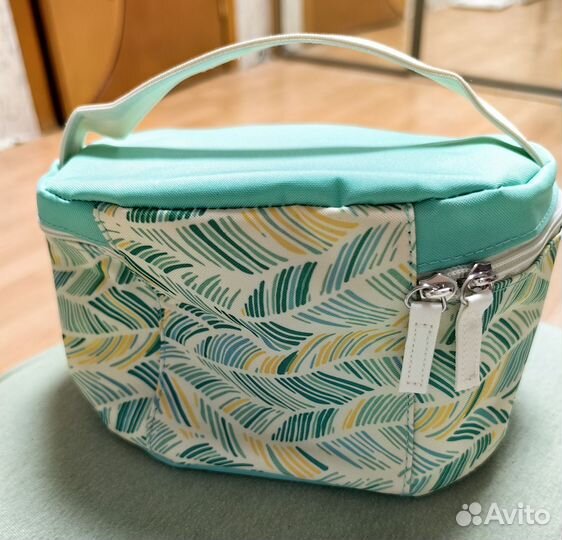 Массажные банки,календари, косметичка, очки и др