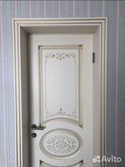 Капитель, Наличники