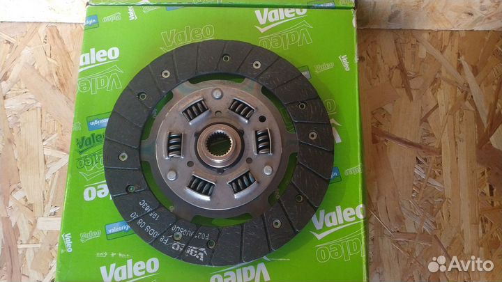 Комплект сцепления valeo LADA largus 1.6