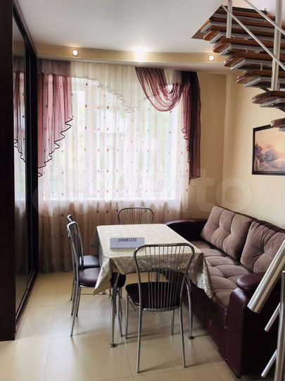 3-к. квартира, 85 м², 2/3 эт.