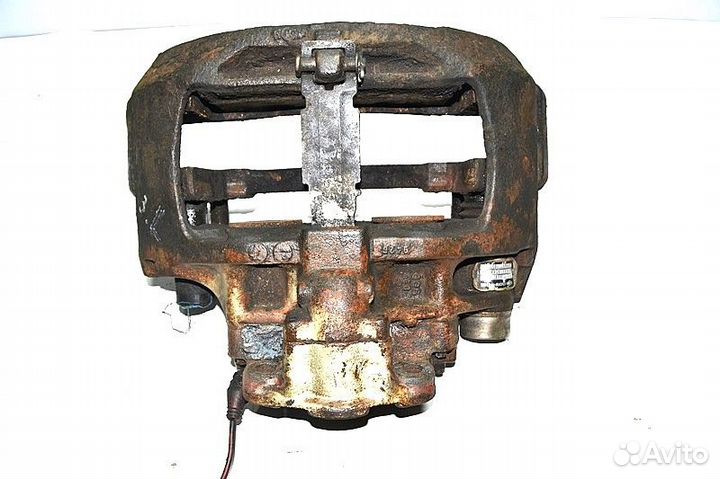 Суппорт ведущего моста, левый iveco EuroStar (01.9