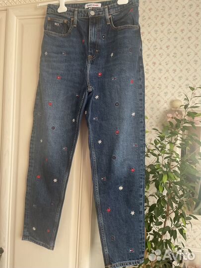 Джинсы