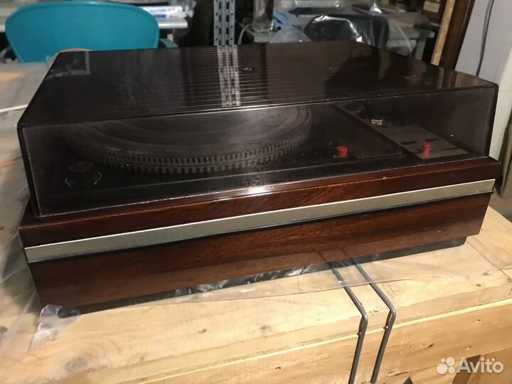 Проигрыватель Вега-003 (ремонт или на запчасти)