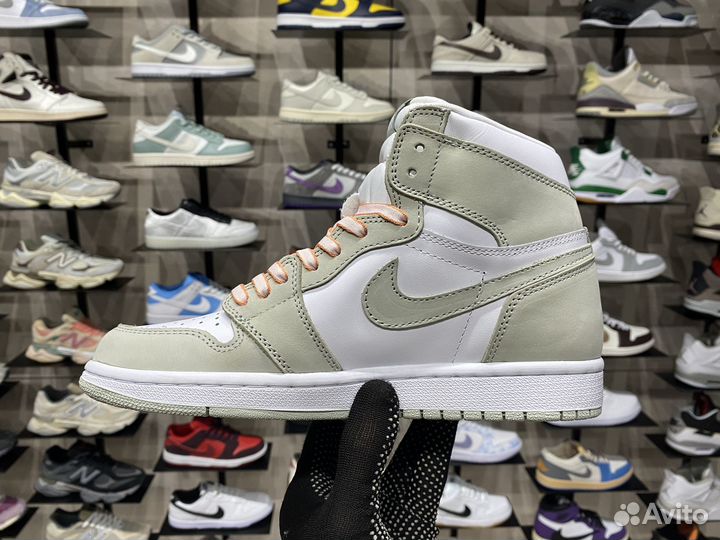 Кроссовки Nike Air Jordan 1 High OG Seafoam