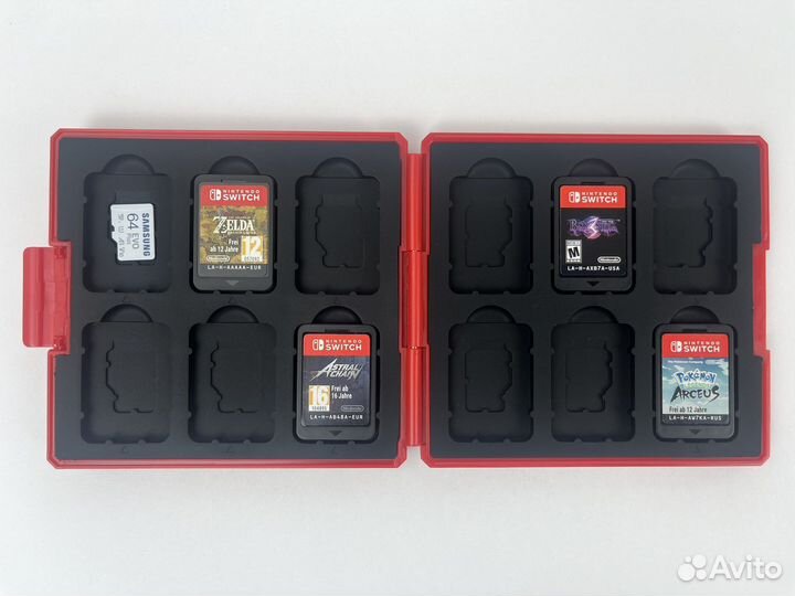 Кейс для игры Nintendo Switch - Pokeball