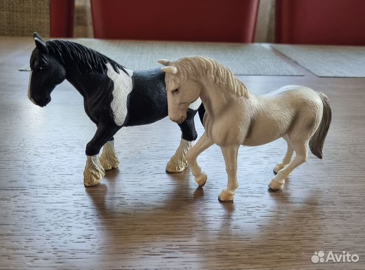 Лошади Collecta, Mojo, Schleich