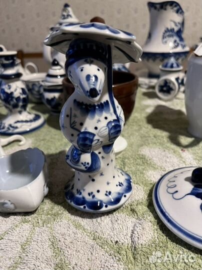 Фарфоровая посуда гжель