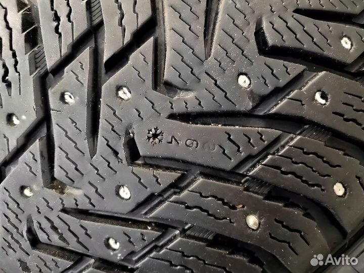 Nokian Tyres Hakkapeliitta 8 SUV 235/55 R17 45L