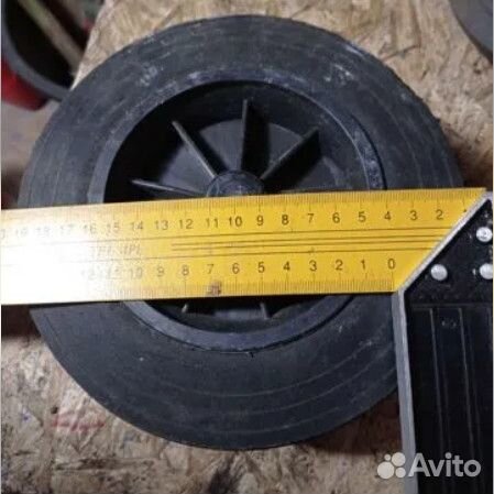 Колесо для мусорного контейнера D200 мм