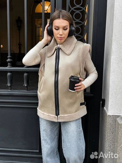 Жилетка женская утепленная