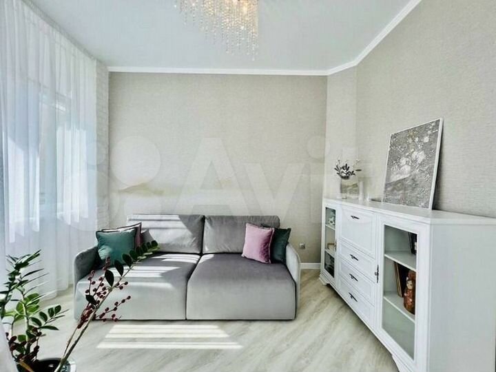 2-к. квартира, 55 м², 3/7 эт.