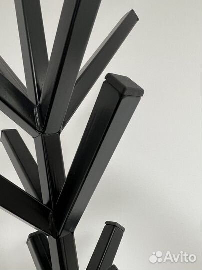 Вешалка напольная металлическая