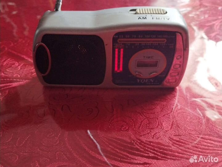 Радиоприемник yqen YQ918A