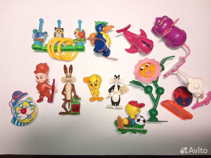 Игрушки из киндер сюрпризов (Kinder)