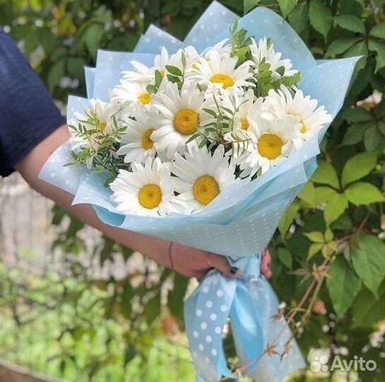 Букет с ромашками