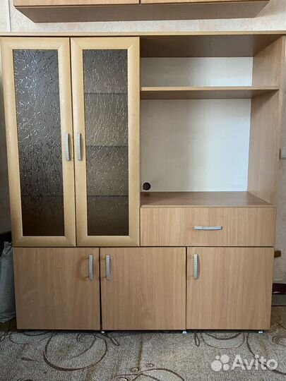 Шкаф сервант для посуды