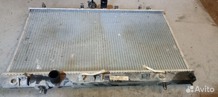 Радиатор основной Митсубиси Лансер 9