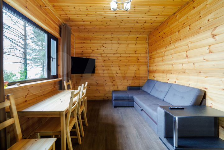 Дом 42 м² на участке 2 га