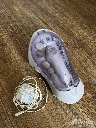 Набор для маникюра и педикюра Vitek VT-2201