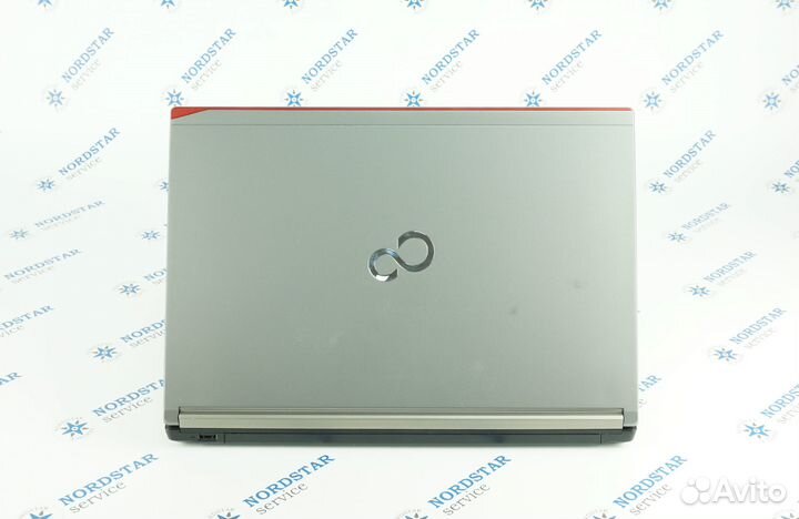 Ноутбук Fujitsu lifebook E744