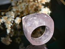 Кристальное кольцо из бразильского розового кварца