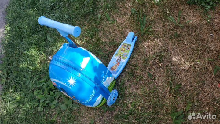 Детский чемодан самокат