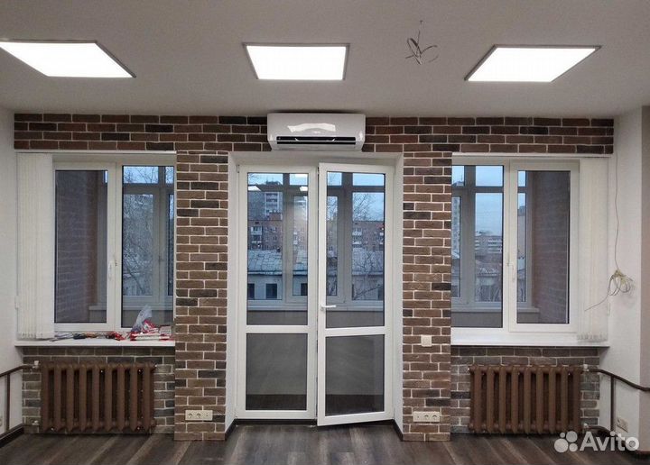 Дверь пластиковая / Дверь пвх под ключ