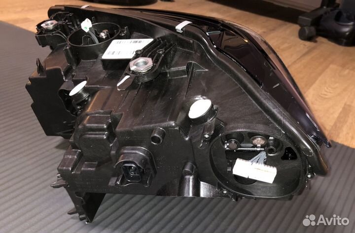 Лазерная фара прав. 63118496164(LE16A6386) BMW G20