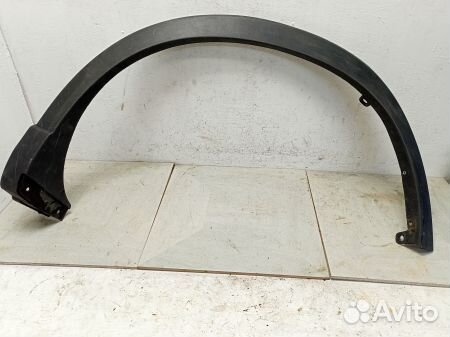 Накладка заднего крыла левого