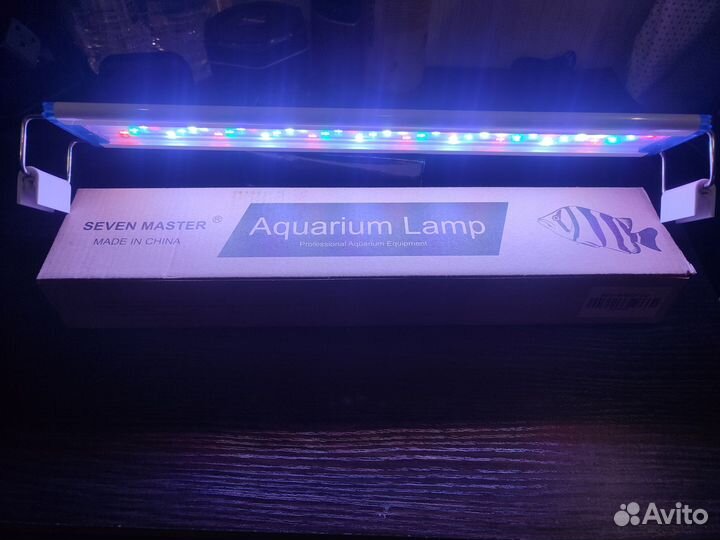 Сетильник для аквариума, таймер и принадлежности