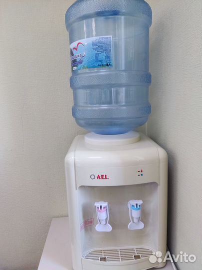 Кулер для воды настольный