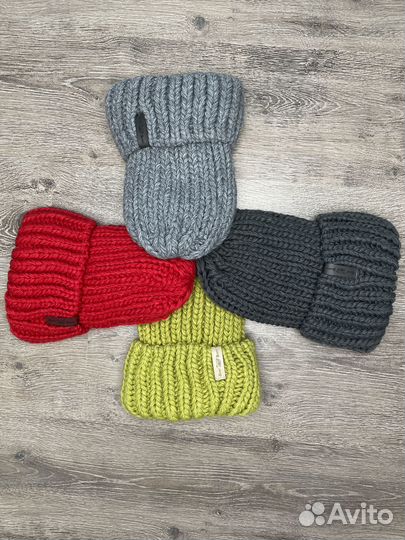 Шапка зимняя крупной вязки на флисе