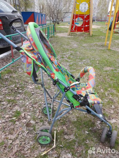 Прогулочная коляска трость