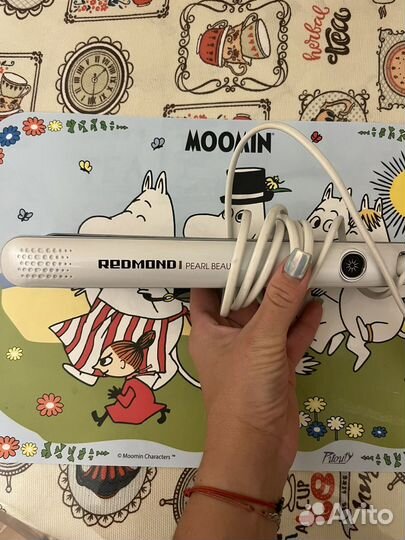 Выпрямитель для волос новый redmond