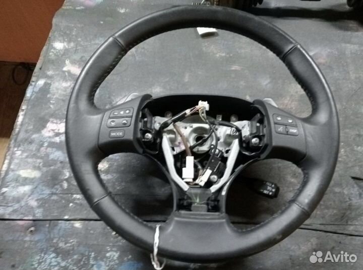 Руль lexus is250