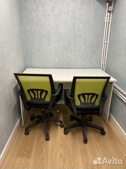 Офисные стулья 2шт