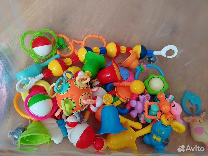 Развивающие игрушки для малышей