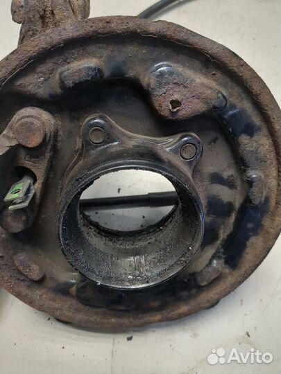 Поворотный кулак Infiniti FX, 2005