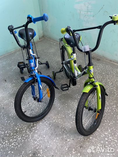 Детский велосипед 4-х колесный остался синий
