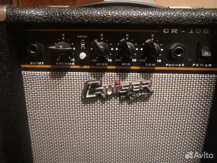 Комбоусилитель