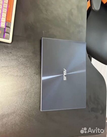 Стеклянный Ultrabook Asus i7 4k