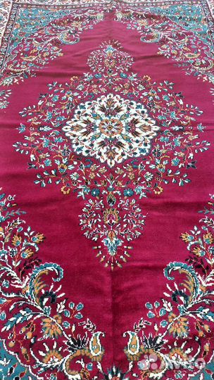 Ковер шерстяной