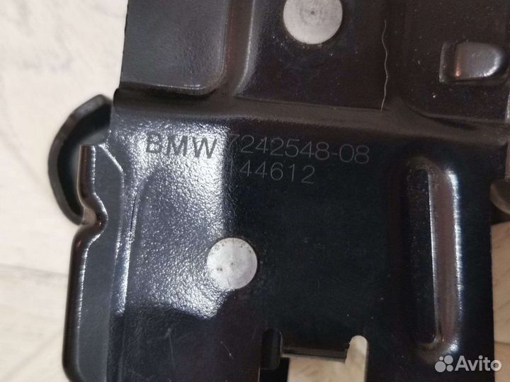 Bmw f30 f10 замок капота в панель