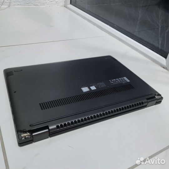 Lenovo yoga 520