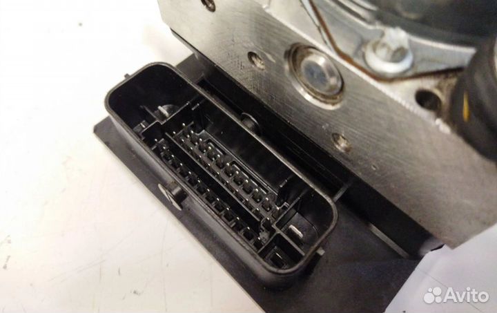 Блок абс 8E0614517BF Seat Exeo (3R) 2008 - 2013 года